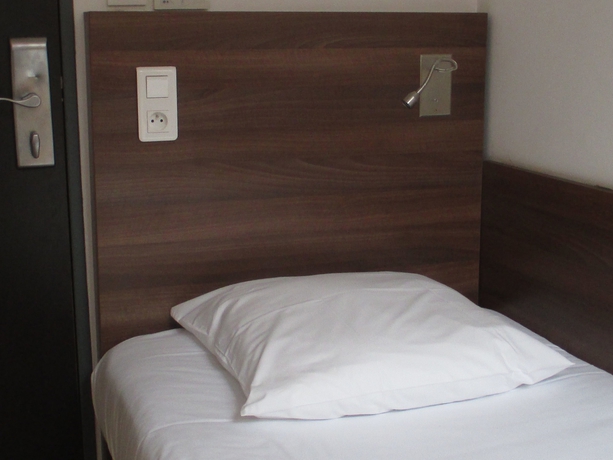 Imagen de la habitación del Hotel Le Pastel. Foto 17