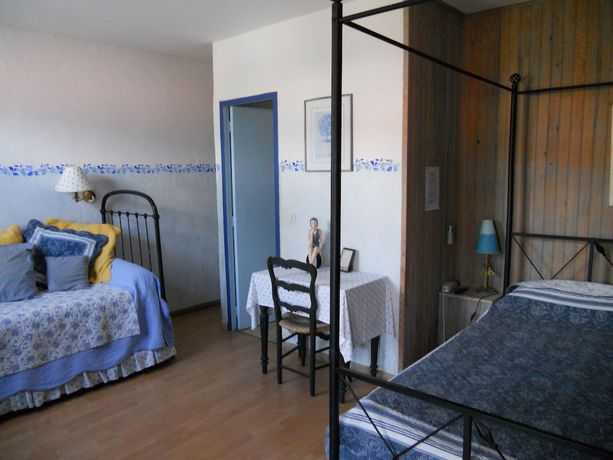Imagen de la habitación del Hotel Le Patio, TH&Eacute;OULE-SUR-MER. Foto 7
