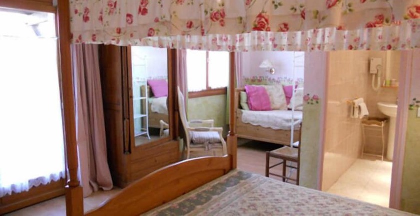 Imagen de la habitación del Hotel Le Patio, TH&Eacute;OULE-SUR-MER. Foto 11