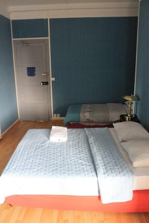 Imagen de la habitación del Hotel Le Pavillon, BLOIS. Foto 10