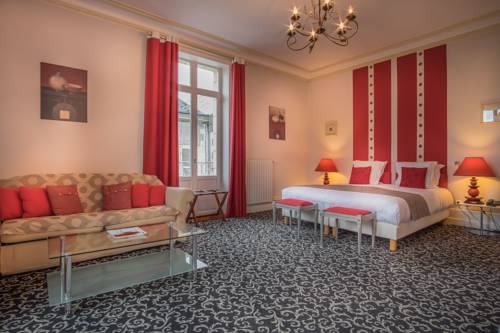 Imagen de la habitación del Hotel Le Pavillon Des Lys. Foto 6