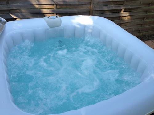 Imagen de la habitación del Hotel Le Pavillon, Le Cergne. Foto 4