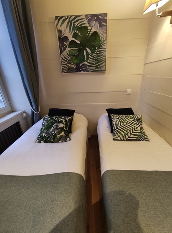 Imagen de la habitación del Hotel Le Pavillon Saint Martin. Foto 8