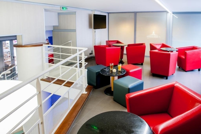 Imagen del bar/restaurante del Hotel Le Pelerin. Foto 3