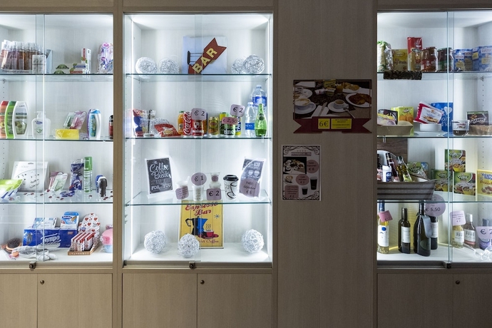 Imagen del bar/restaurante del Hotel Le Pelerin. Foto 7