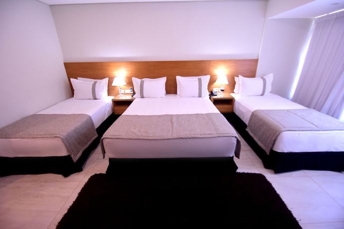 Imagen de la habitación del Hotel Le Pelican, Asunci&oacute;n. Foto 12