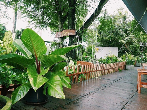 Imagen de los exteriores del Hotel Le Pes Villas. Foto 10