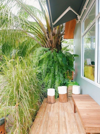 Imagen de los exteriores del Hotel Le Pes Villas. Foto 12