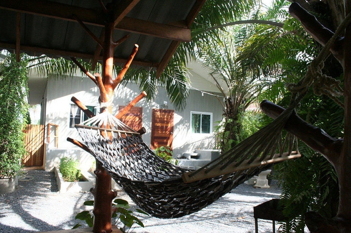 Imagen de la habitación del Hotel Le Pes Villas. Foto 7