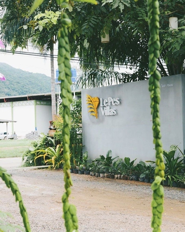 Imagen de los exteriores del Hotel Le Pes Villas. Foto 16