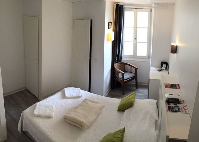 Imagen de la habitación del Hotel Le Petit, Biarritz. Foto 7