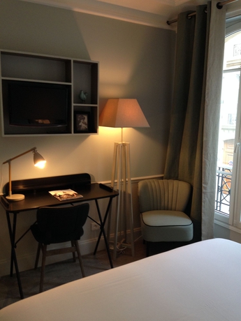 Imagen de la habitación del Hotel Le Petit Chomel. Foto 4