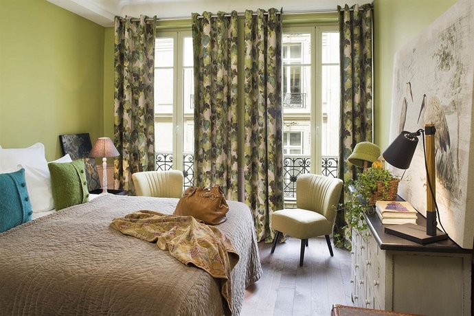 Imagen de la habitación del Hotel Le Petit Chomel. Foto 5