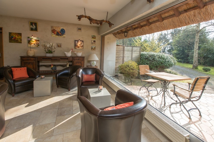 Imagen de los interiores del Hotel Le Petit Coq Aux Champs. Foto 19