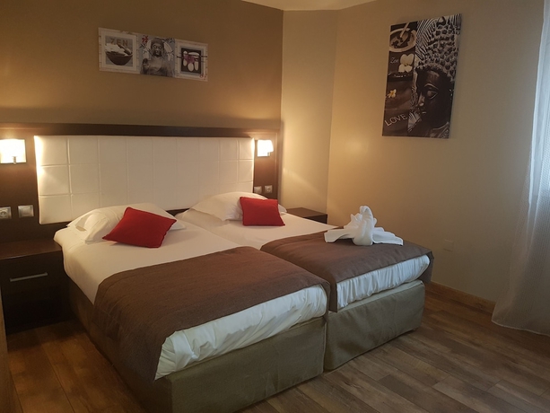 Imagen de la habitación del Hotel Le Petit Mas de Marie. Foto 3