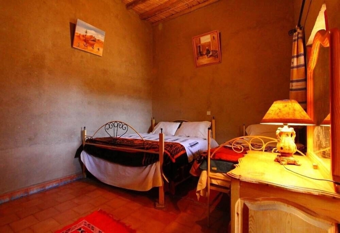 Imagen de la habitación del Hotel Le Petit Prince Merzouga. Foto 15