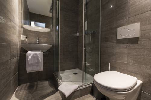 Imagen de la habitación del Hotel Le Petit Relais, Gstaad . Foto 4