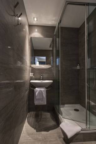 Imagen de la habitación del Hotel Le Petit Relais, Gstaad . Foto 13