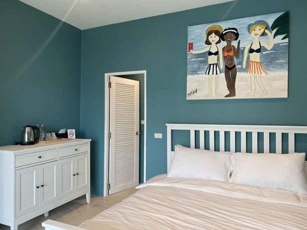 Imagen de la habitación del Hotel Le Petit Saint Tropez. Foto 15