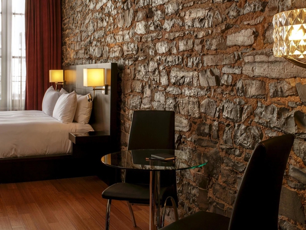 Imagen de la habitación del Hotel Le Petit Saint-paul. Foto 10