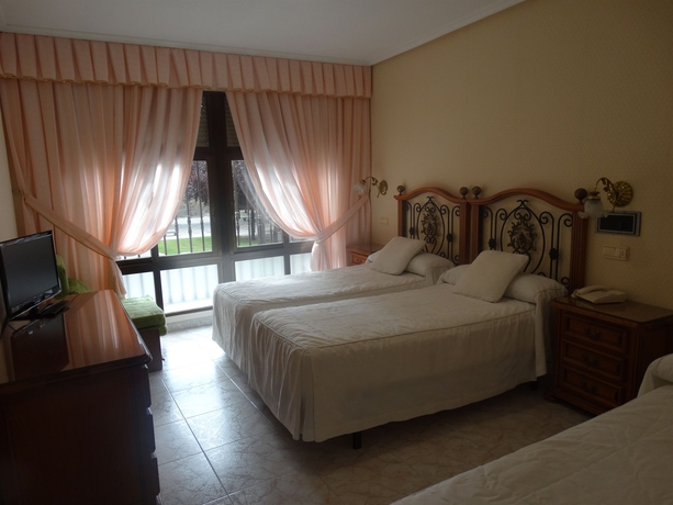 Imagen de la habitación del Hotel Le Petit, Salamanca. Foto 2