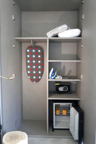 Imagen de la habitación del Hotel Le Petit Trianon Et Le Charme Des Suites. Foto 2