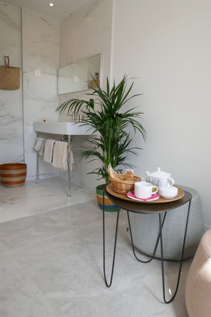 Imagen de la habitación del Hotel Le Petit Trianon Et Le Charme Des Suites. Foto 8