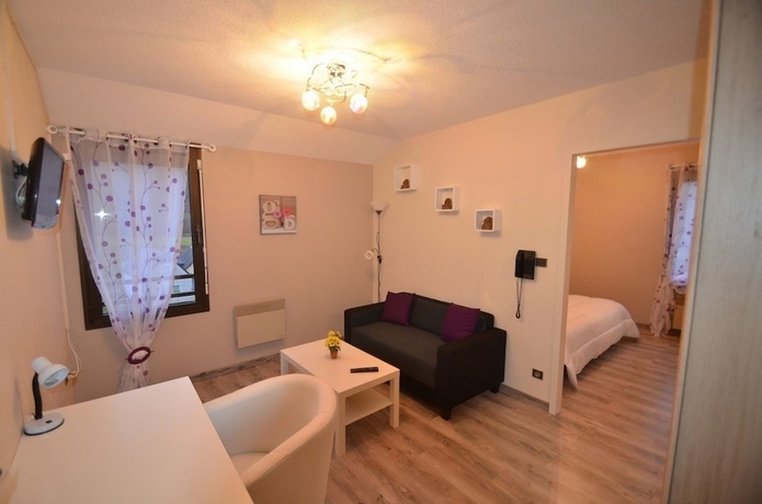 Imagen de la habitación del Hotel Le Picors. Foto 15