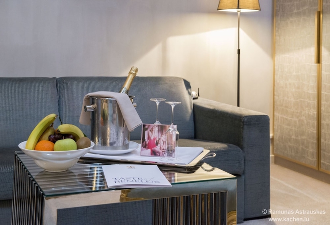 Imagen de la habitación del Hotel Le Place D Armes. Foto 3