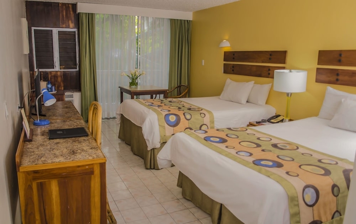 Imagen de la habitación del Hotel Le Plaza. Foto 4