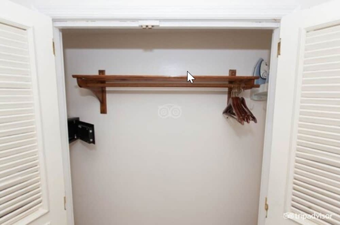 Imagen de la habitación del Hotel Le Plaza. Foto 11