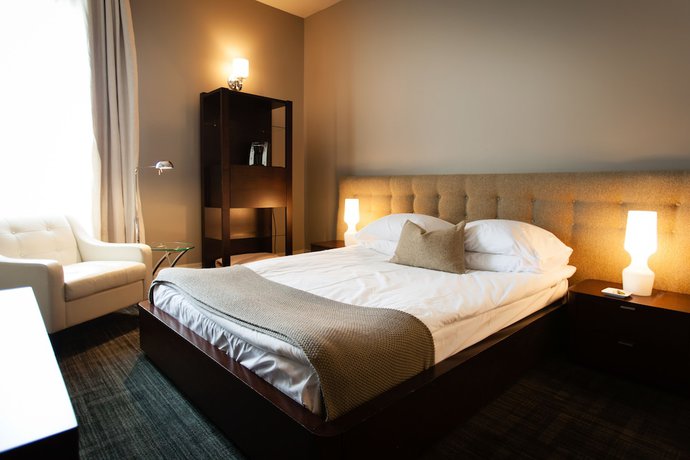 Imagen de la habitación del Hotel Le Pleasant H&ocirc;tel. Foto 6