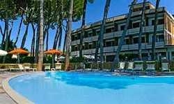 Imagen de la piscina del Hotel Le Pleiadi, FORD. Foto 5