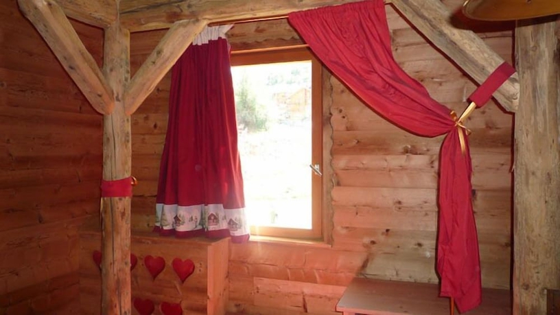Imagen de la habitación del Hotel Le Plein Sud, La Toussuire. Foto 2