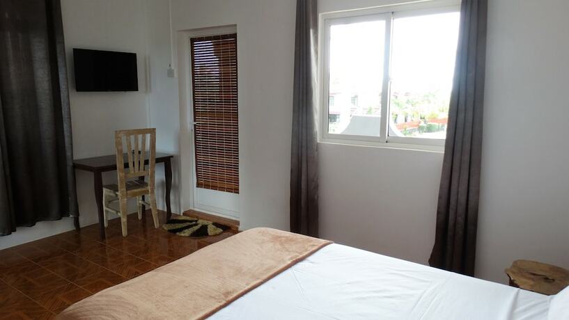 Imagen de la habitación del Hotel Le P&ocirc;le R&eacute;sidence. Foto 17