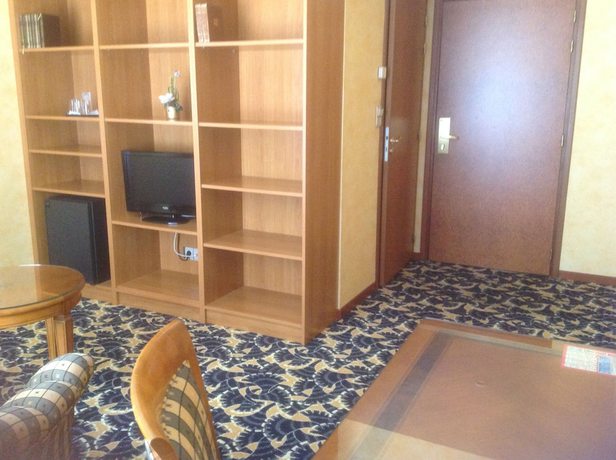 Imagen de la habitación del Hotel Le Pole Europeen. Foto 10