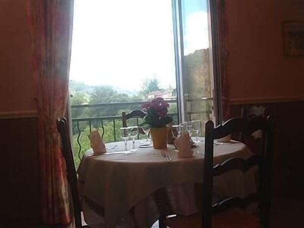 Imagen general del Hotel Le Pont d\'Or. Foto 5