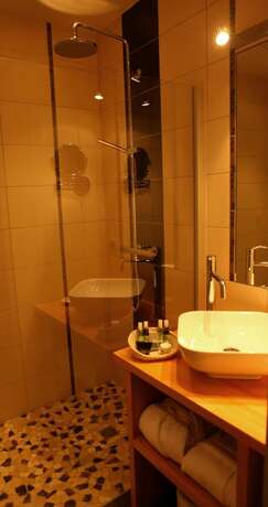 Imagen general del Hotel Le Pont de l\'Ouysse. Foto 4