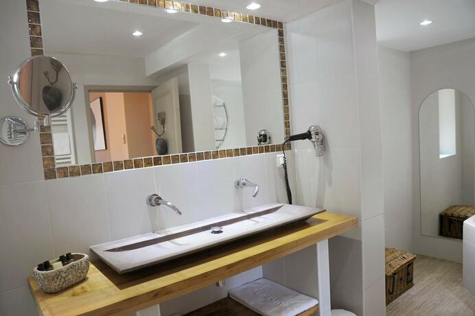 Imagen general del Hotel Le Pont de l\'Ouysse. Foto 6