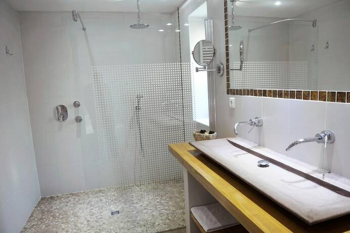 Imagen general del Hotel Le Pont de l\'Ouysse. Foto 14