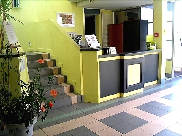 Imagen de los interiores del Hotel Le Pont-bernet. Foto 18