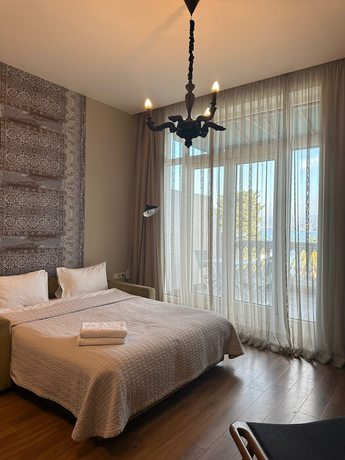 Imagen de la habitación del Hotel Le Port Apart. Foto 12