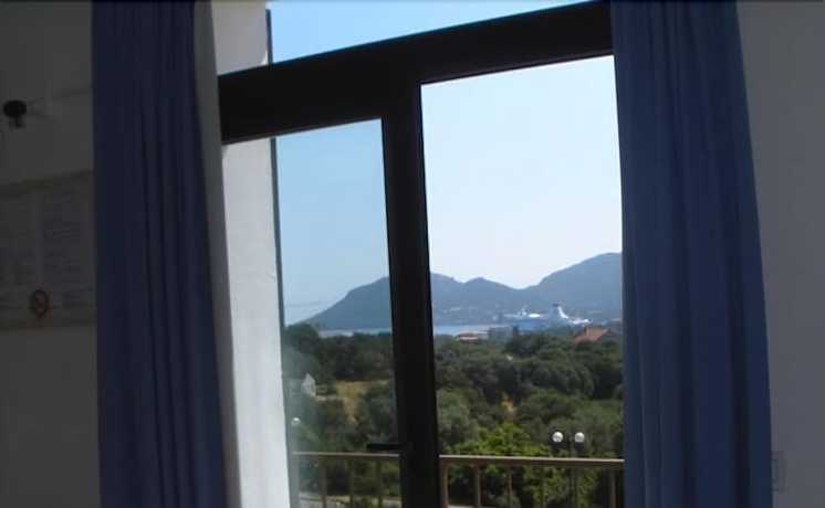 Imagen de la habitación del Hotel Le Porto Vecchio. Foto 11