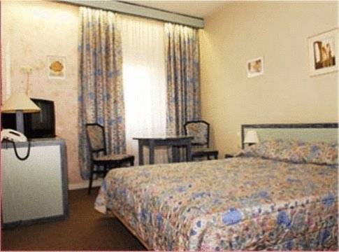 Imagen de la habitación del Hotel Le Postillon, Echternach. Foto 5