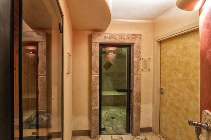 Imagen de los interiores del Hotel Le Pozze Di Lecchi. Foto 11