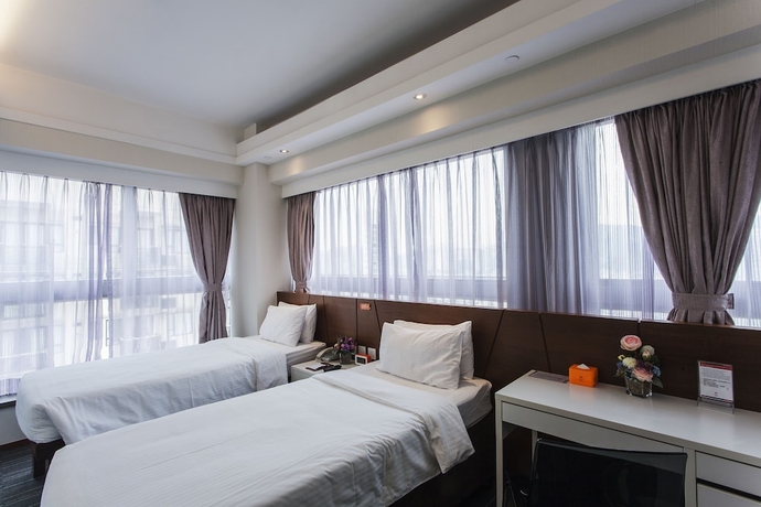 Imagen de la habitación del Hotel Le Prabelle. Foto 16