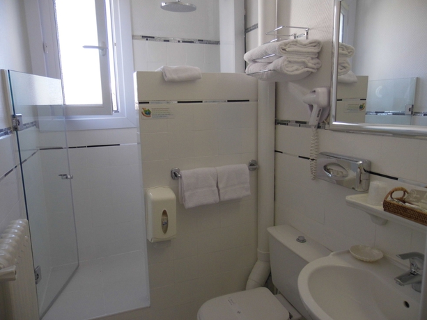 Imagen de la habitación del Hotel Le Pré Catelan. Foto 11