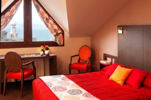 Imagen de la habitación del Hotel Le Pr&eacute; De La Cure. Foto 9