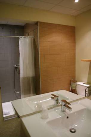 Imagen de la habitación del Hotel Le Pr&eacute; Du Lac. Foto 2