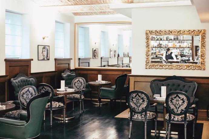 Imagen del bar/restaurante del Hotel Le Premier Boutique. Foto 3